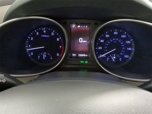 Used 2017 Hyundai Santa Fe Limited image 32