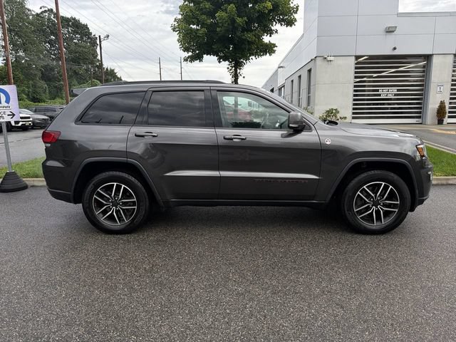 Used 2020 Jeep Grand Cherokee Trailhawk w/ Trailhawk Luxury Group AWD/4WD image 9