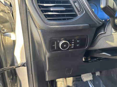 Used 2023 Ford Escape Platinum image 15