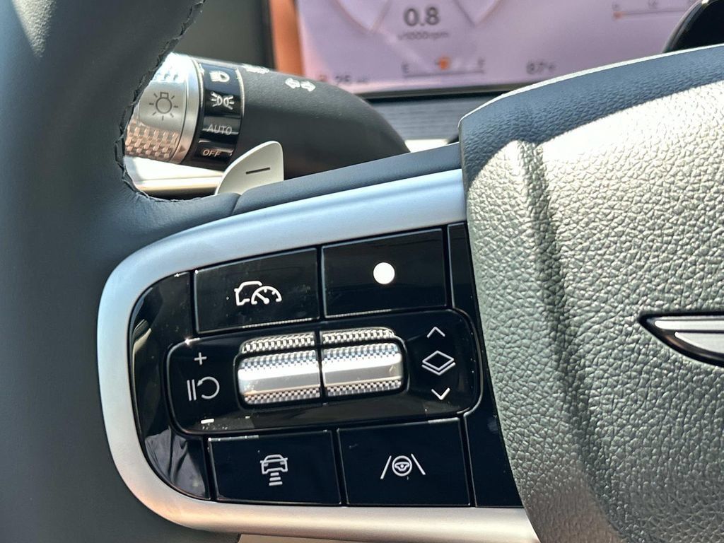 New 2027 Genesis GV80 2.5T Prestige AWD/4WD image 31