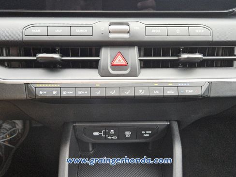 Used 2025 Kia K4 FWD image 17