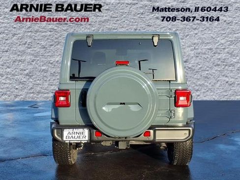 Used 2024 Jeep Wrangler Sahara w/ Technology Group image 8