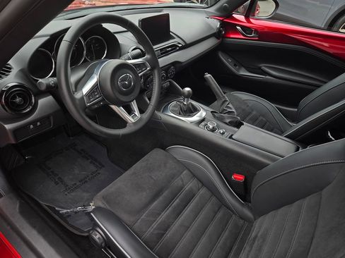Used 2023 MAZDA MX-5 Miata Club w/ Brembo/BBS Recaro Package RWD image 12
