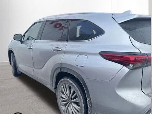 Used 2020 Toyota Highlander Platinum image 8