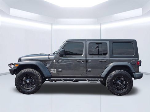 Used 2018 Jeep Wrangler Unlimited Sport S AWD/4WD image 14
