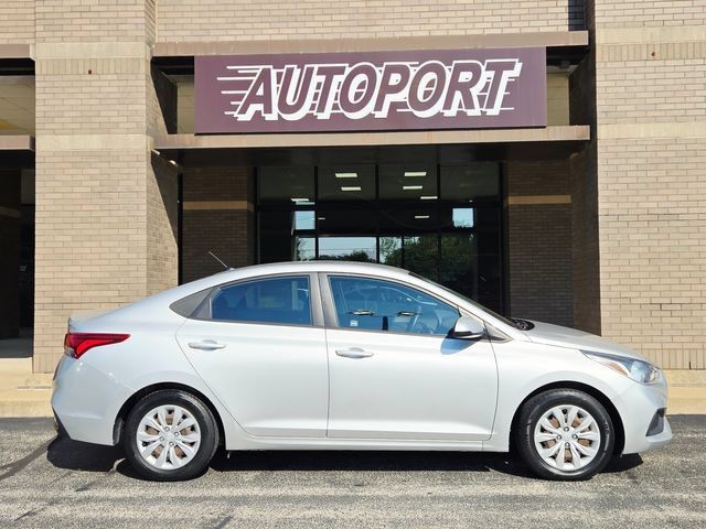 Used 2020 Hyundai Accent SE FWD image 4