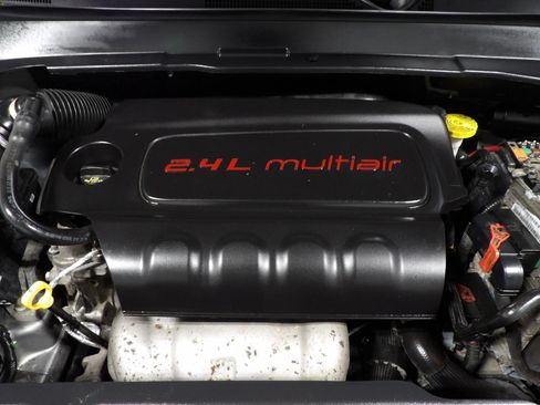 Used 2017 Jeep Compass Latitude w/ Popular Equipment Group AWD/4WD image 23
