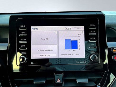 Used 2024 Toyota Camry SE image 8