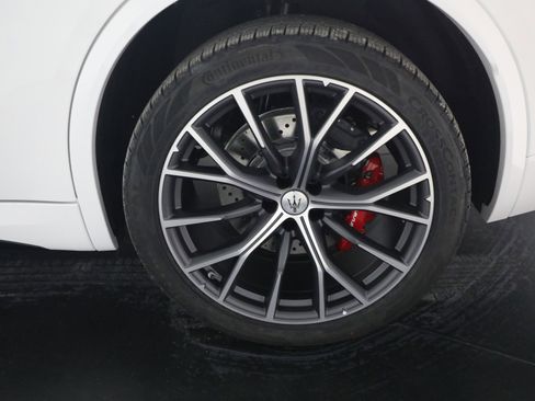 New 2026 Maserati Grecale Modena image 24