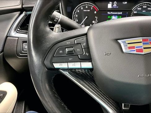 Used 2023 Cadillac XT6 Sport AWD/4WD image 13