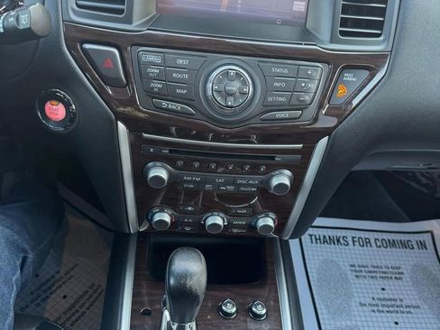 Used 2014 Nissan Pathfinder Platinum w/ Platinum Premium Package AWD/4WD image 25