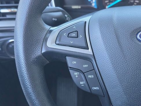 Used 2018 Ford Fusion SE image 28