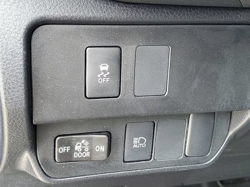 Used 2023 Toyota Tacoma SR5 w/ Technology Package AWD/4WD image 20