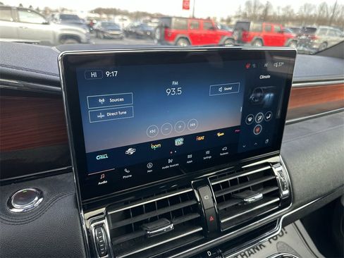 Used 2022 Lincoln Navigator Reserve w/ Equipment Group 201A image 16