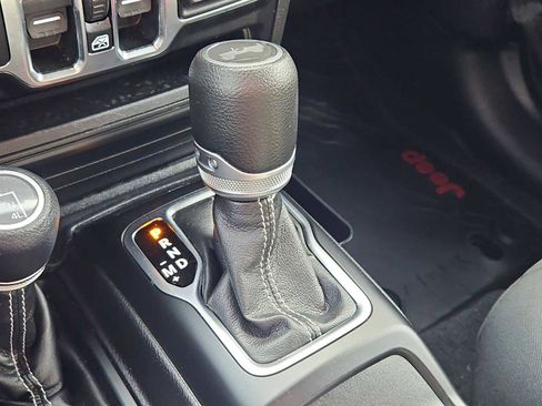 Used 2022 Jeep Wrangler Unlimited Sahara w/ LED Lighting Group image 29