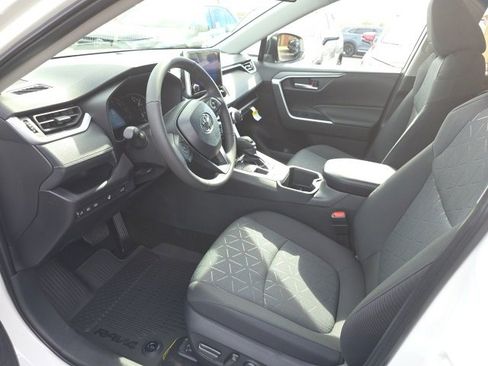 New 2025 Toyota RAV4 XLE image 8