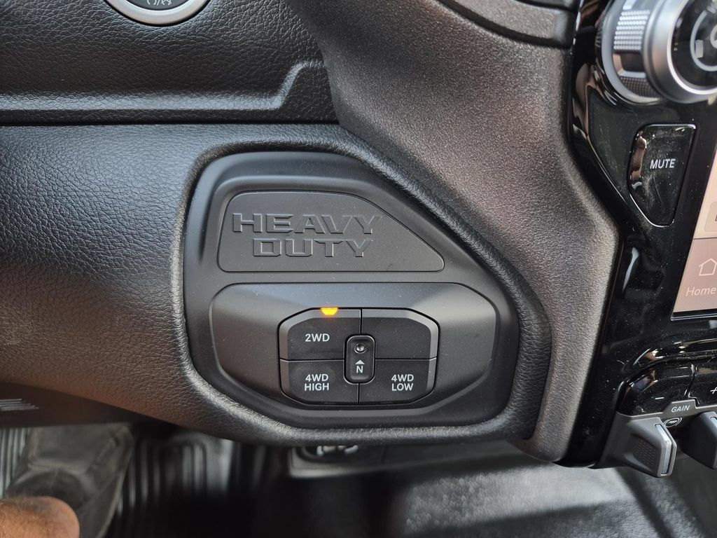 New 2026 RAM 3500 Tradesman AWD/4WD image 18