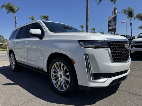 Used 2021 Cadillac Escalade Premium Luxury w/ Driver Assist Tech Package AWD/4WD image 10