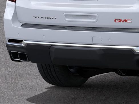 New 2026 GMC Yukon Denali w/ Denali Reserve Package AWD/4WD image 14