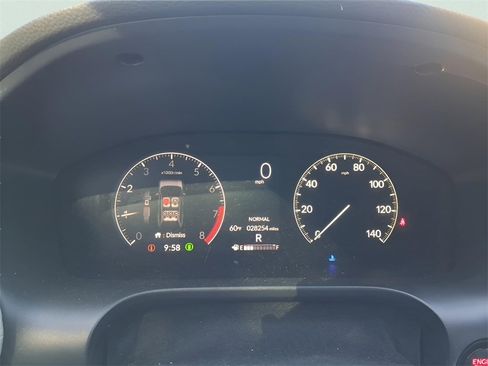 Certified 2023 Honda HR-V LX image 29