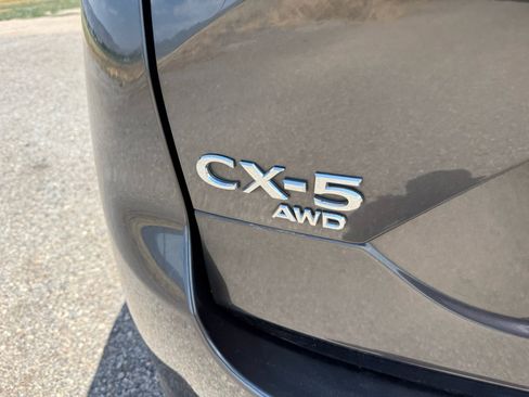 Used 2021 MAZDA CX-5 Touring w/ Touring Preferred SV Package AWD/4WD image 12