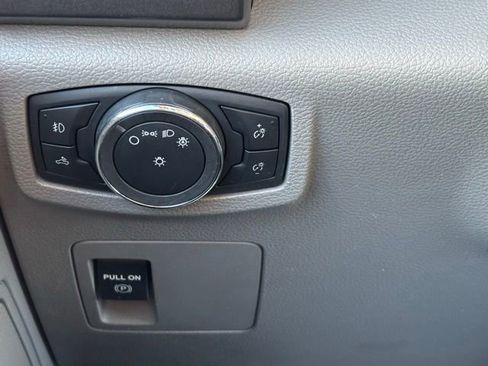 Used 2018 Ford F150 XLT image 36