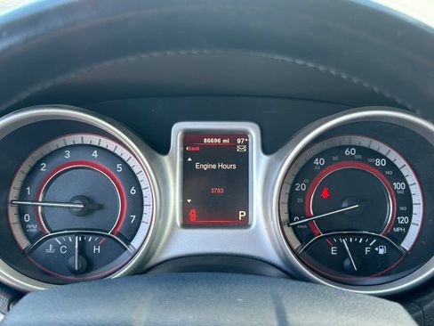 Used 2018 Dodge Journey SXT w/ Connectivity Group FWD image 22