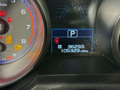 Used 2016 Subaru Outback 2.5i Limited AWD/4WD image 12