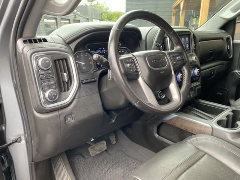 Used 2021 GMC Sierra 1500 Denali w/ Denali Ultimate Package AWD/4WD image 2