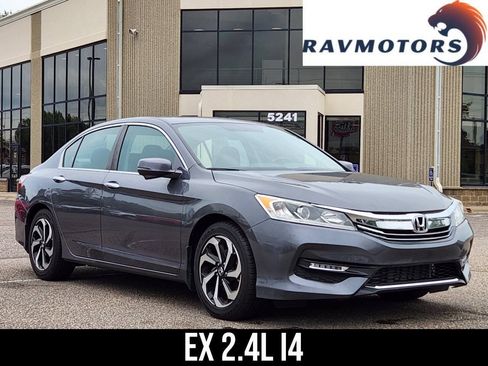 Used 2017 Honda Accord EX image 1