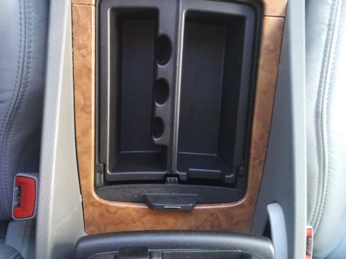 Used 2009 Buick Enclave CXL w/ Driver Confidence Package image 18