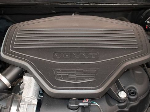 Used 2024 Cadillac XT5 Sportv w/ Technology Package AWD/4WD image 4
