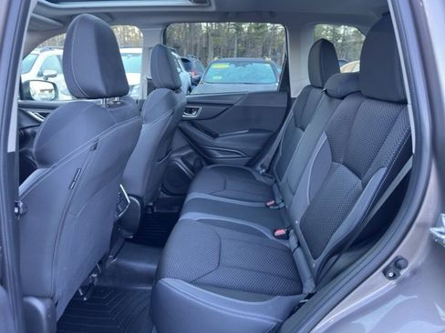 Used 2023 Subaru Forester Premium image 21