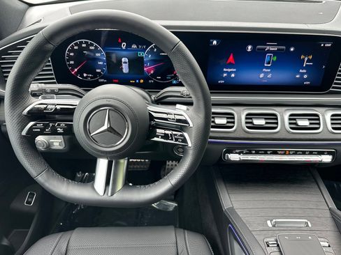 New 2025 Mercedes-Benz GLS 580 4MATIC image 53