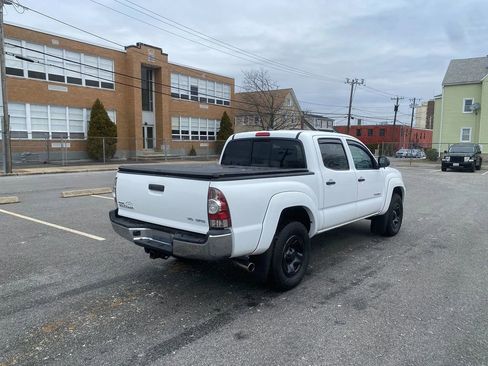 Used 2014 Toyota Tacoma Base V6 (A5) image 5