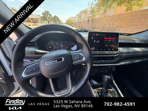 Used 2022 Jeep Compass Latitude w/ Convenience Group FWD image 11
