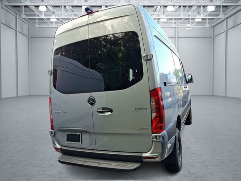 New 2025 Mercedes-Benz Sprinter 2500 image 3