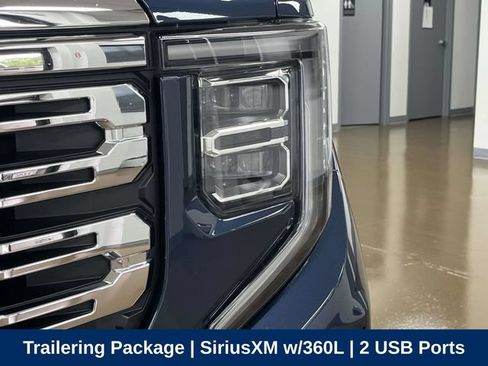 Used 2023 GMC Sierra 1500 Denali AWD/4WD image 11