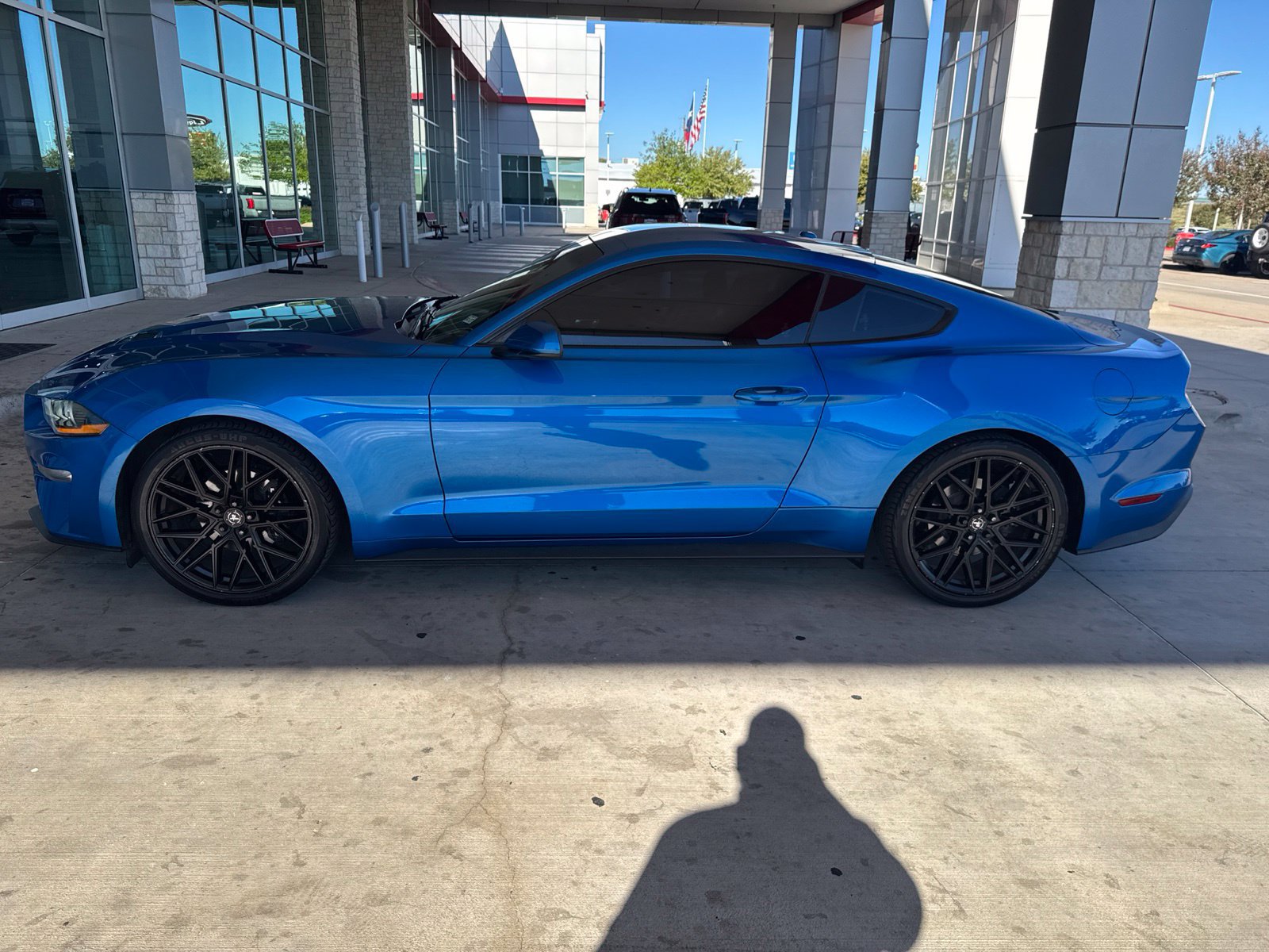 Used 2019 Ford Mustang Coupe RWD image 24