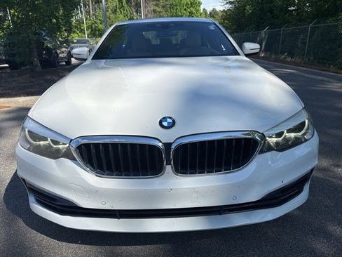 Used 2020 BMW 530i w/ Premium Package image 4