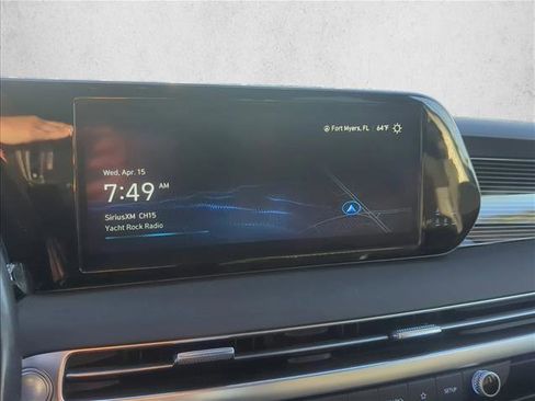 Used 2024 Hyundai Palisade Calligraphy image 18