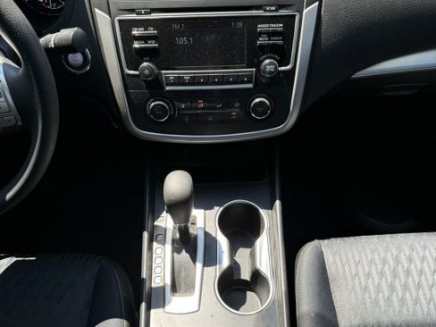 Used 2018 Nissan Altima 2.5 S w/ S Convenience Package FWD image 13