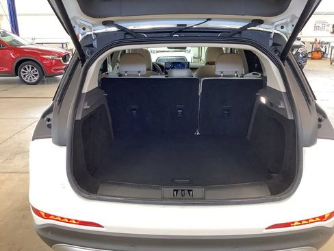 Used 2023 Lincoln Corsair AWD w/ Equipment Group 101A image 22