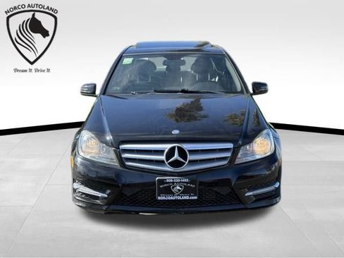 Used 2013 Mercedes-Benz C 250 Sedan image 2