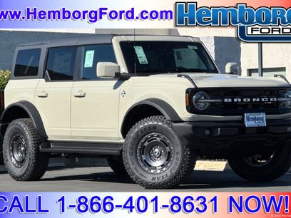 New 2025 Ford Bronco Outer Banks w/ Sasquatch Package