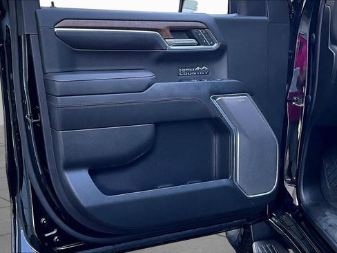 Used 2023 Chevrolet Silverado 1500 High Country RWD image 21