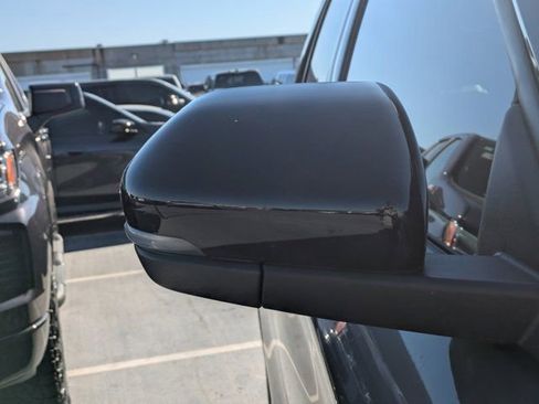 Used 2023 Ford Explorer Limited w/ Limited Technology Package image 9