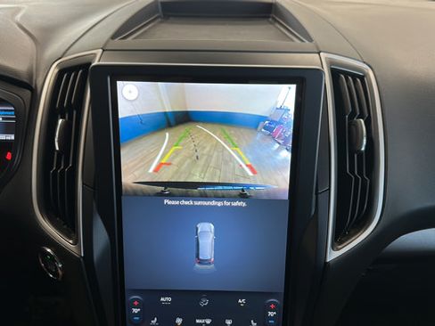 Used 2023 Ford Edge SEL AWD/4WD image 13