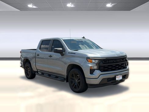 Used 2024 Chevrolet Silverado 1500 Custom w/ Turbomax Blackout Package RWD image 7
