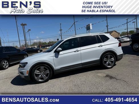 Used 2018 Volkswagen Tiguan SEL Premium image 1